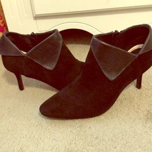 Aerosoles suede booties